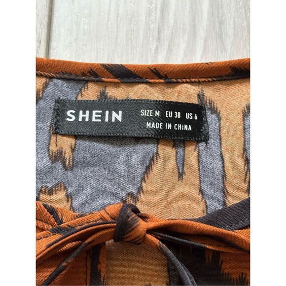 SHEIN animal print knee length/below the knee dress size M - Picture 9 of 10